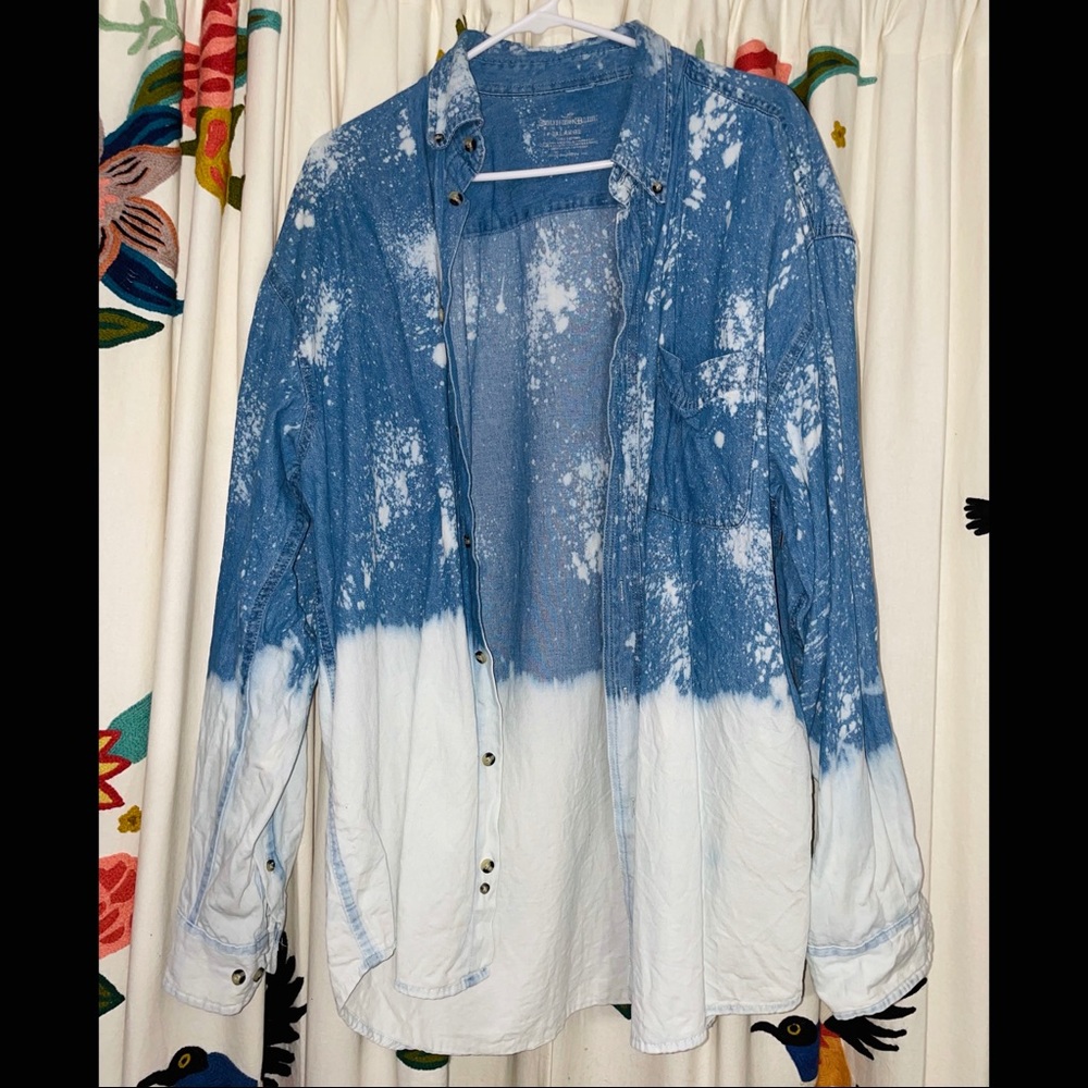 Distressed denim button down XL